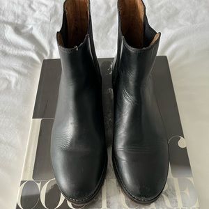 Madewell Chelsea Booties